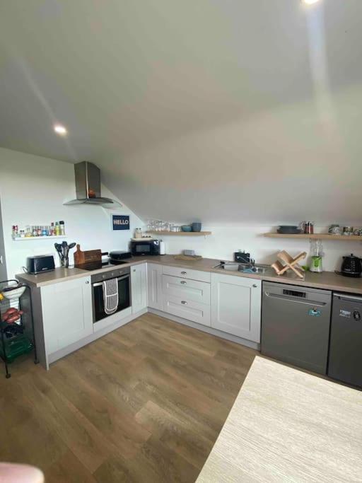 Riverfield Apartment Milltown Malbay Exterior foto